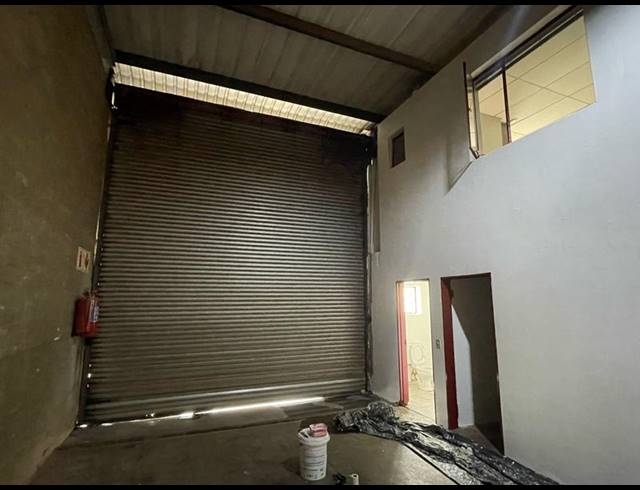 INDUSTRIAL PROPERTY TO RENT IN HENNOPSPARK